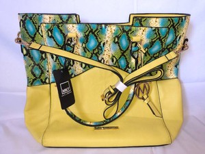 NEW PURSE- Mia K Collection Yellow with snakeskin design