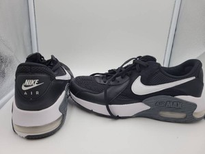 Nike Air Max Excee BlackWhite Sneakers Size 8 - Pre-Owned