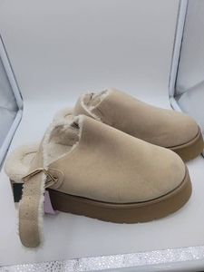 Womens Tan Suede Shearling Convertible Clog Mules Size 11 - New With Tags
