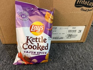 28x 2.125oz Lays Kettle Cajun Spice