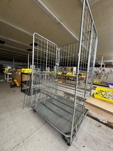 ROLLING STOCKING CART