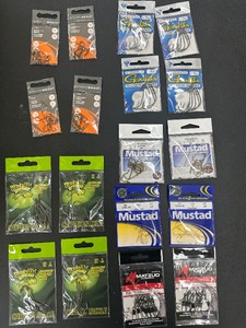 NEW  20 pkg Lot FISHING HOOKS, SWIVELS