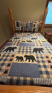 Jessy Home full-size Northwoods bedding