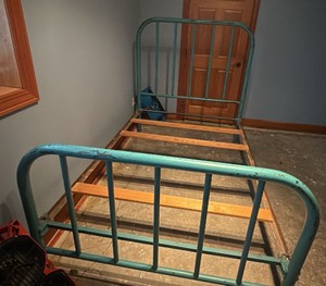 Vintage full sized metal bed frame with Sealy Posture Premiere Acadia mattress and boxspring View Pictures
