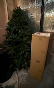 7 12 foot full Douglas Fur Holiday tree with the pre-attach branches for easy set up flame resistant