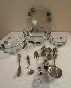swirl wire artistic decorative serving pieces