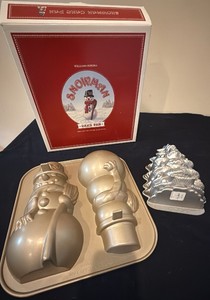 William Sonoma snowman cake pan and Gunther House tree pan