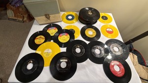 vintage 45s Records in case