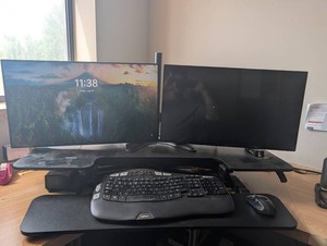 Dell Dual Monitor Workstation With Keyboard and Mouse