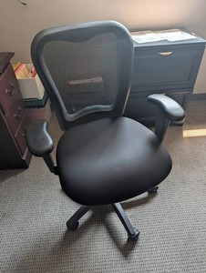 Black Mesh Office Chair