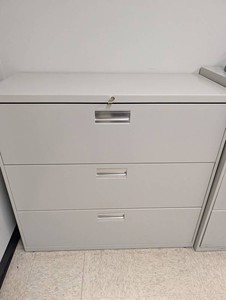 3-Drawer Metal Filing Cabinet With Lock