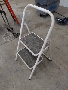 Folding 2-Step Step Stool