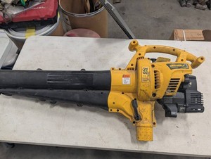 Yard-Man YMGBV3100 31cc Blower Vacuum