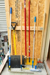 Yard, Garage & Workshop Tools  Large Assortment