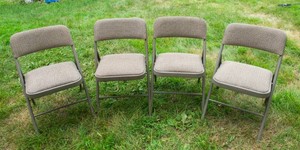 Folding Chairs  Set of 4