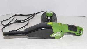 PowerSmith 12V Compact Vacuum - Includes Batteries and Charger