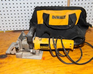 DeWalt DW682 Plate Joiner with Carrying Bag