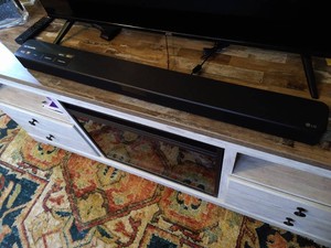 LG High Res Soundbar With Subwoofer & Remote