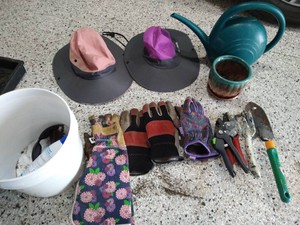 Gardening Lot - Gloves, Hats, Hand Tools, Etc
