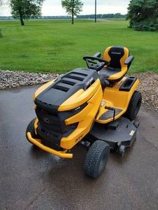 Cub Cadet Enduro XT2 LX46 Lawn Tractor - Nice