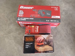 (2) Electric Sanders - Bauer  Black & Decker