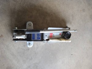 Pro-Lift 2 Ton Hydraulic Floor Jack
