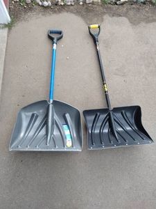 (2) Snow Shovels