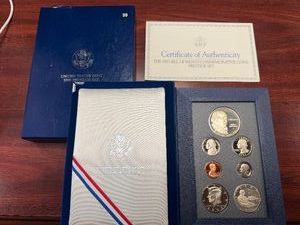 Key Date 1993 Bill of Rights Silver Prestige Mint Set in Original U.S. Mint Package with COA - Greysheet Wholesale Value is $102.80