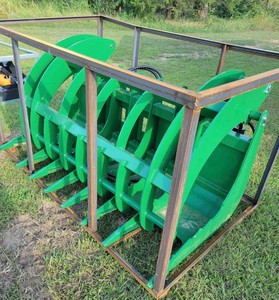 AGT Skid Steer Bucket SRR72