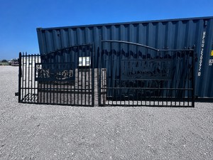 2025 K0720 Unused 7FT(H)x 20FT(L) Metal Farm Driveway&nbsp Gate (1Set) Damaged Panels