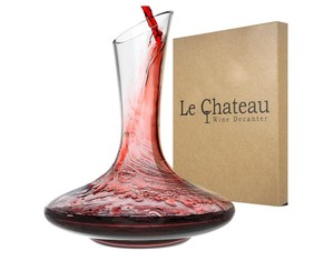 Le Chateau Crystal Wine Decanter with Aerator $57.99 Retail - Brand New