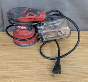 SKIL Random Orbital Sander with X-FLOW Dust Canister G