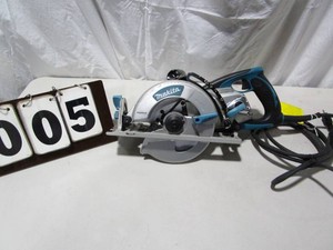 Makita 7.25 Magnesium Hypoid Saw
