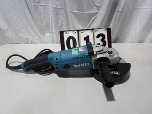 Makita 7 Grinder