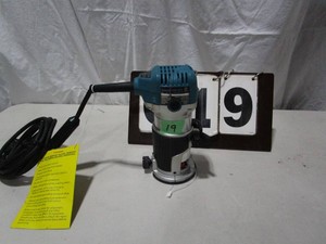 Makita 1.25 HP Compact Router