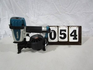 Makita Pneumatic Coil Roofing Nailer