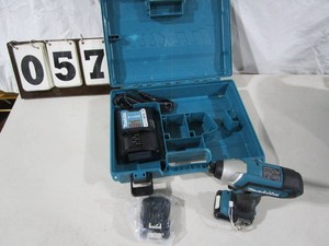 Makita 12V CXT Impact Driver Kit