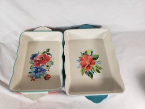 The Pioneer Woman Floral Stoneware Bakeware