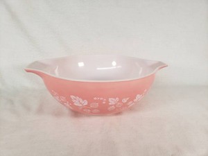 Pyrex Pink Gooseberry Mixing Bowl 4 Quart