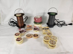 Scentsy Warmer and Wax Melt