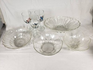 Glass Serving Bowls and Decorative Glassware including Glass Bowls and Wine Glasses with Bird Motif