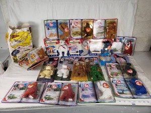 Ty Beanie Babies Collection including Glory, Maple, Britannia, Erin, and Peanut