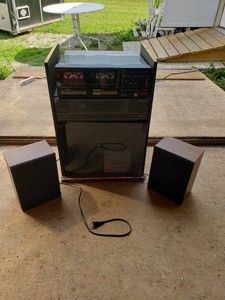 Magnavox Soundesign Stereo System with Speakers Model MX1700BK02 - Works