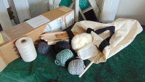 Brand New in Box Oake and Asher Weaving Loom
