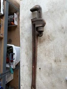 Pipe Wrench