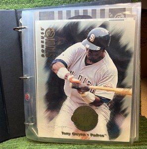 JUMBO BOOKLET OF JUMBO CARDS  OVER 20 Cards, MIXED MLB GIANT CARDS 