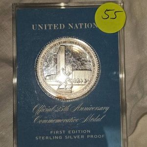 1970 United Nations 1 oz Commemerative Medal encaps