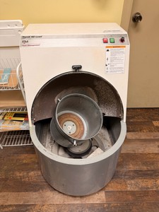 Fluid Management Harbil EZ Load Commercial Paint Can Shaker & Mixer Machine. Reserve - $100