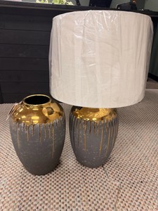NEW StyleCraft Gray & Gold Ceramic Table Lamp & Matching Vase  2 Pc Set