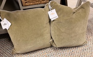 Villa by Classic Home SLD Heirloom Moss Cotton Throw Pillows 18x18 - Set of 2